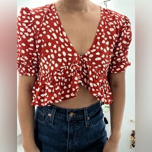 Red Polka Dot Cropped Flirty Top 💃